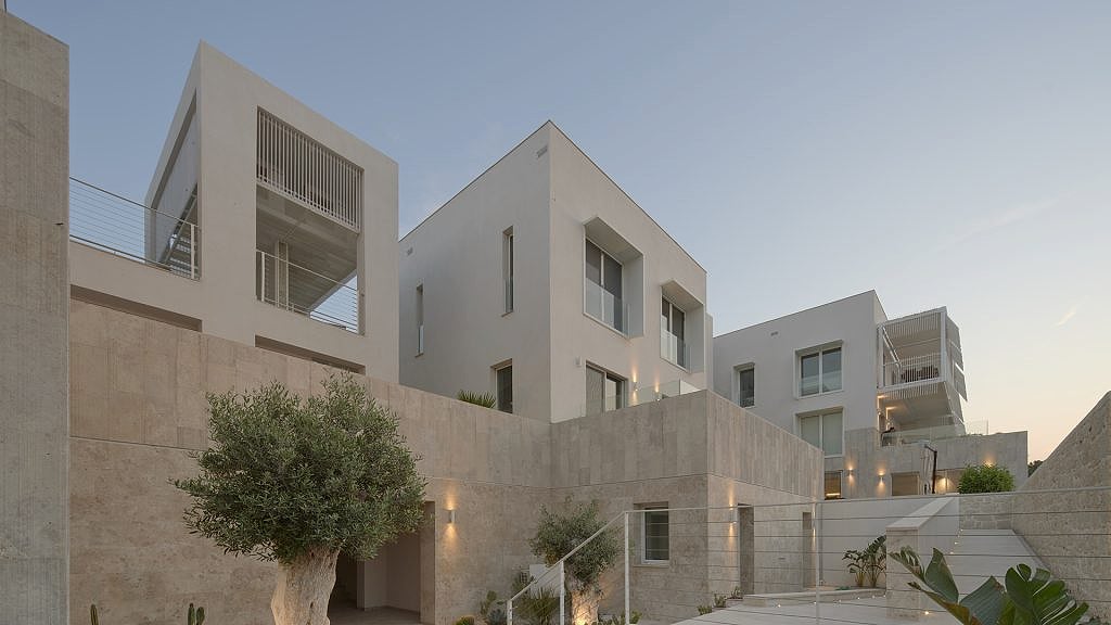 ec_alacati_port_14_-14-1920x1080-h